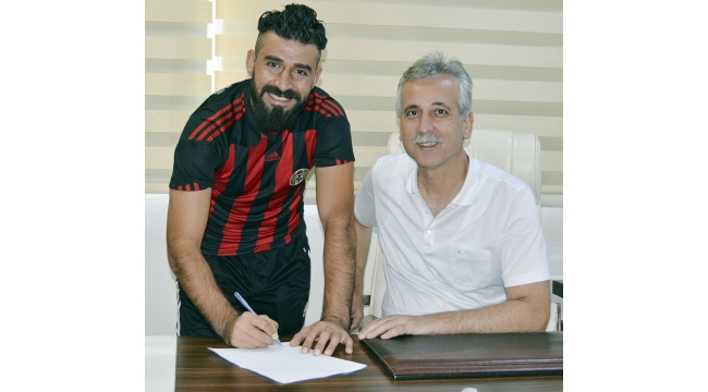 Turgutluspor’dan savunmaya takviye