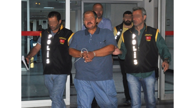 Darbe fetvasını veren Öksüz’ün hocasının ağabeyi yakalandı