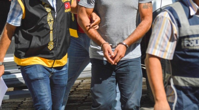 FETÖ'den 19 polis ile 4 YDGH üyesi Manisa Adliyesi'nde 