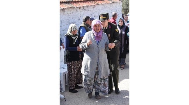 Alaşehirli şehit onbaşı Evren Kara gözyaşlarıyla uğurlandı