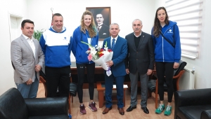 Seramiksan’dan Kaymakam ve Başkan’a Vakıfbank maçına davet