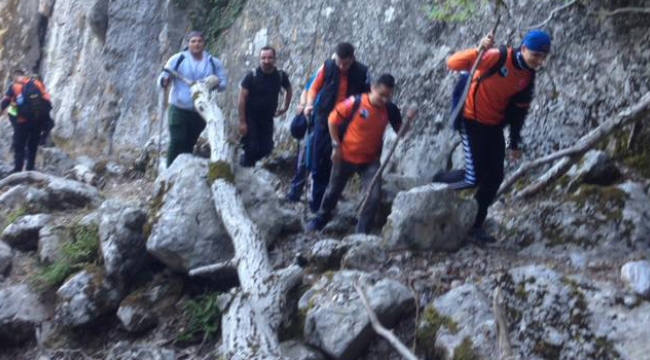 Turdak, Spil Dağına  Cevizlivadiden  tırmanış gerçekleştirdi.
