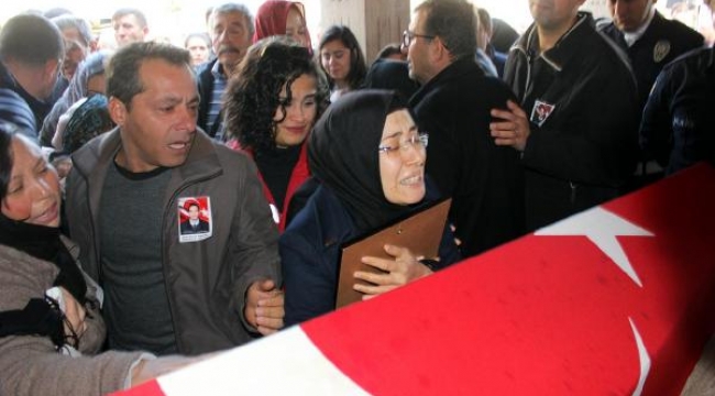 Kaza şehidi polis, Salihli'de toprağa verildi