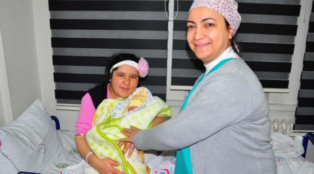 2016'İN İLK BEBEĞİ İLKNUR BEBEK OLDU