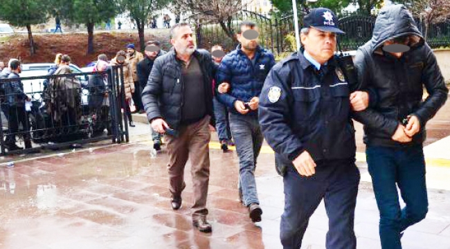 İntikam cinayetinde 8 kişi adliyede