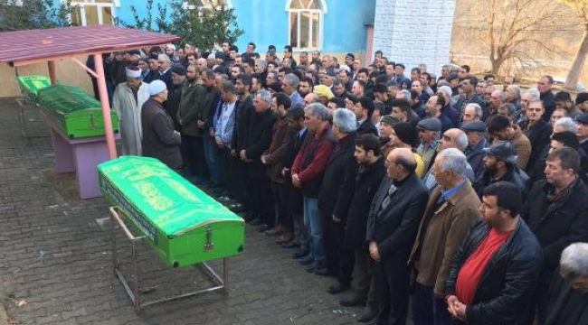 Ölenler, Alkan Mezarlığı'nda yan yana toprağa verildi.
