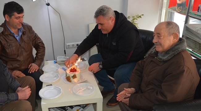 Başkan Köktopçu'ya doğum günü sürprizi