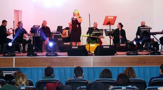 Turgutlu’da gönülleri mest eden konser