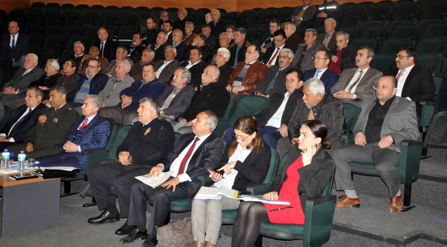 Turgutlu’da mülteciler hakkında bilgilendirme yapıldı