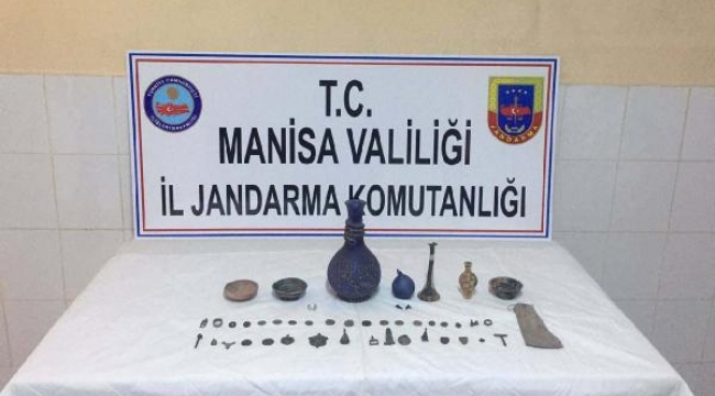Jandarmaya tarihi eser satmak isterken yakalandı