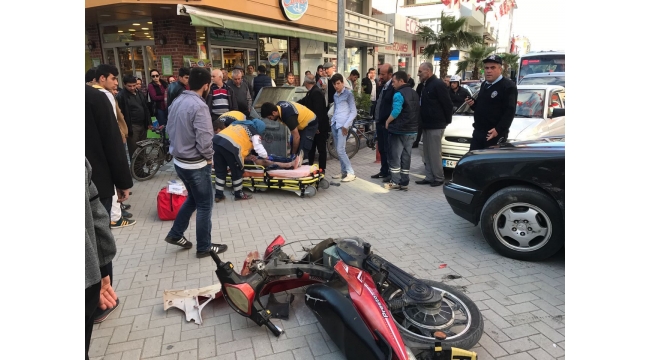 Otomobil ile elektrikli bisiklet çarpıştı: 1 yaralı