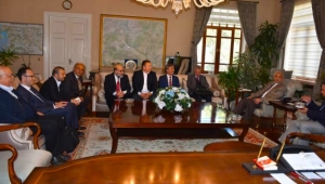 TUĞLACILAR PROJELERİNİ VALİ GÜVENÇER'E TANITTI