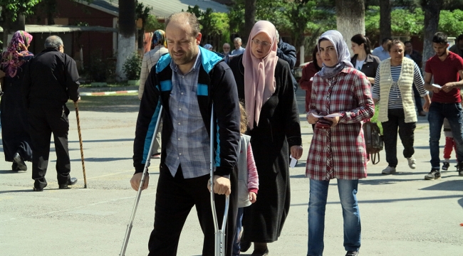 Turgutlu'da referandum heyecanı başladı