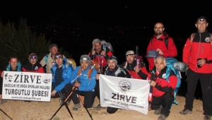TURGUTLU ZİRVE DAĞCILIK GECE PARKURUNDAYDI