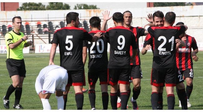 Turgutluspor Yeşilova'ya şans tanımadı: 2-1