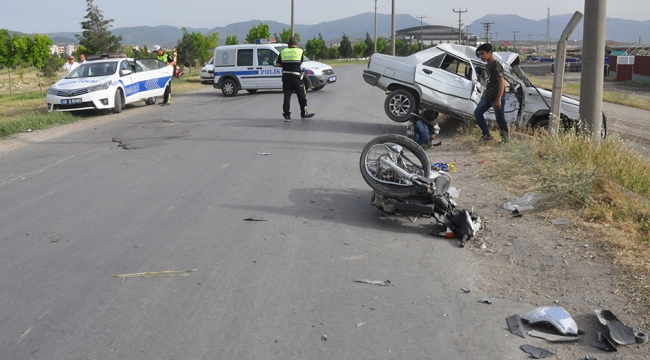 Ehliyetsiz sürücüler çarpıştı: 1'i Ağır 4 Yaralı