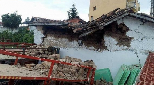 Manisa'da 5.1'lik deprem