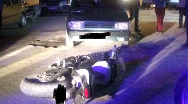Otomobil ile motosiklet çarpıştı: 2 yaralı