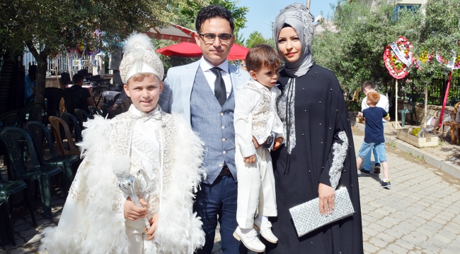 Tuğra, Kayra ve İsmail kardeşler erkekliğe ilk adımı attı
