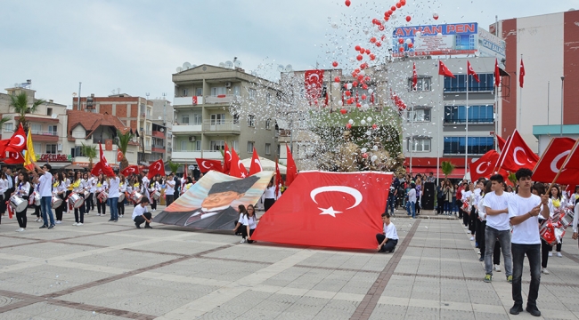 Turgutlu'da 19 Mayıs Kutlandı