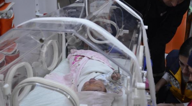 Yeni doğan bebeğini sokağa terk eden anne tutuklandı