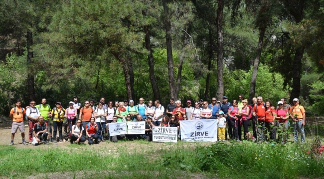 Zirve Dağcılık Pazar günü yine yollardaydı