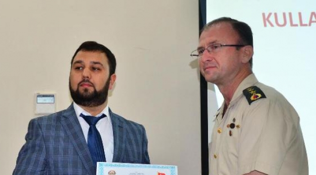 Cezaevi vaizi kendini uyuşturucuyla mücadeleye adadı