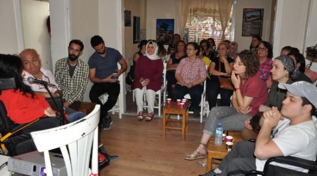 Hatice, hastalığına inat yaşamayı seçip rol model oldu