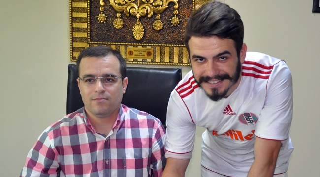 Turgutluspor Berkay'ı takımda tuttu
