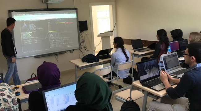 Dünya genelinde ilginin arttığı python eğitimi Turgutlu'da ücretsiz verildi