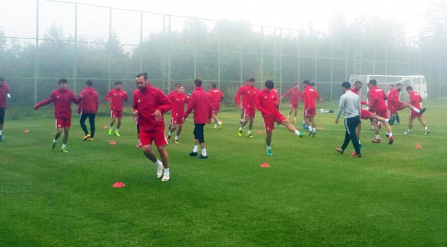 Turgutluspor Kartepe'de ilk idmanını yaptı