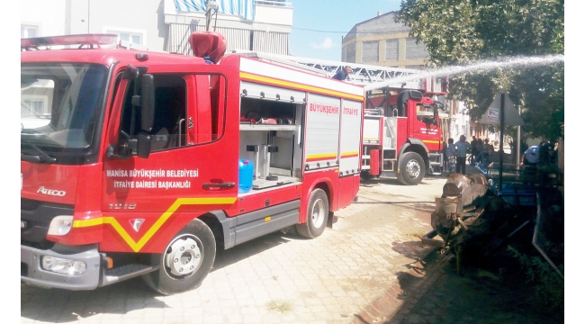 Bir metruk bina yangını daha