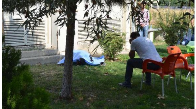 Büfe arkasındaki alanda ölü bulundu