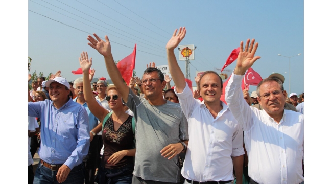 CHP'li Özel: "Fındık mitingi tamam, sıra üzümde…"