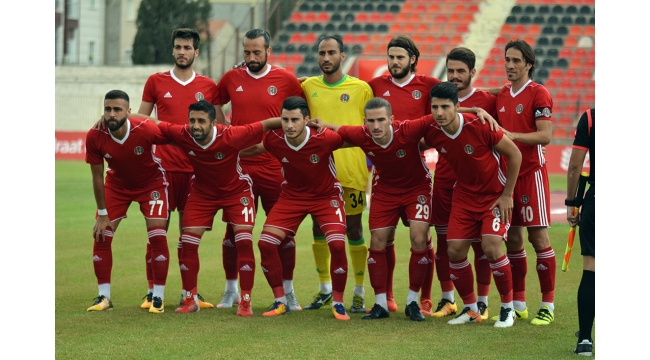 Turgutluspor 10 kişiyle puanı kaptı: 0-0