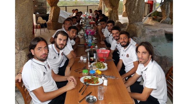 Turgutluspor ailesi moral yemeğinde buluştu