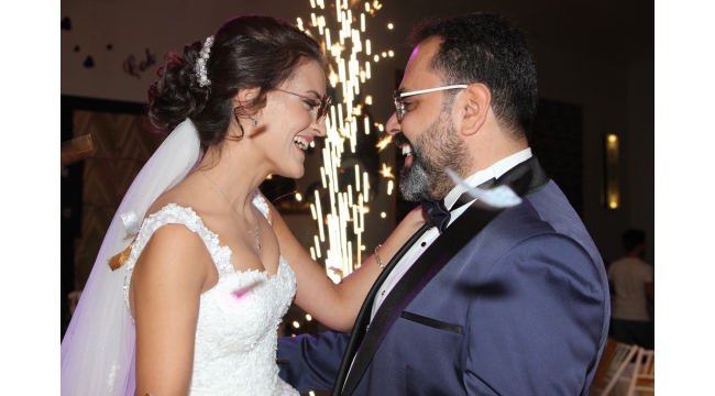 Tuba & Fatih dünya evine girdi