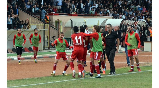 Turgutluspor Ankara Demir'i eritti geçti: 1-4