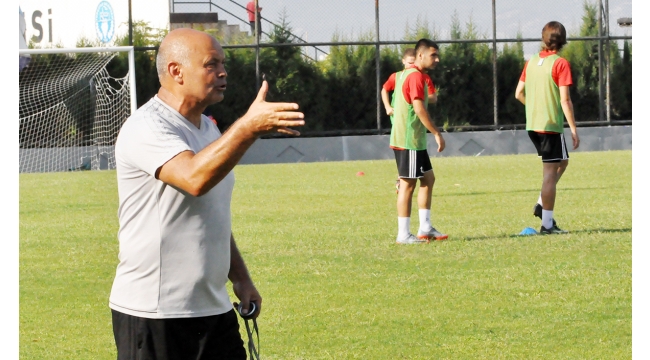 Turgutluspor’un teknik direktörü Kaya: “Puanla dönmek istiyoruz”