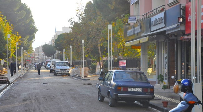 Bu akşam sokak lambaları yanacak