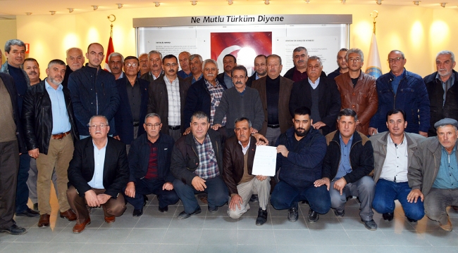 Muhtarlar İbrahim Kutar’ın göreve iadesini istedi