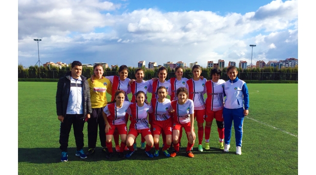 Belediyespor kadınları ilk galibiyetini farklı aldı: 10-1