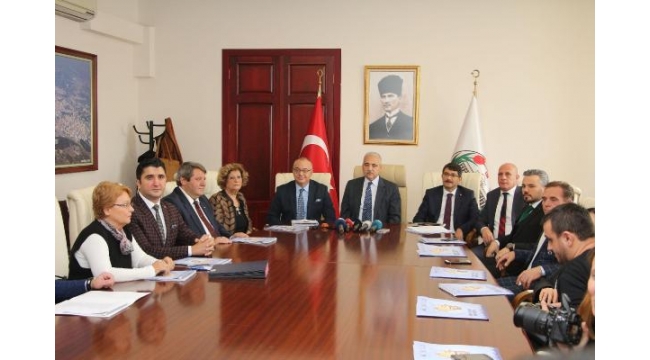 Mesir Festivali'nde 6 ton mesir macunu saçılacak