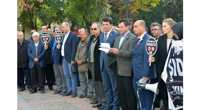 Turgutlu'da, lise müdürünün öldürülmesi kınandı, şiddetin durdurulması istendi 
