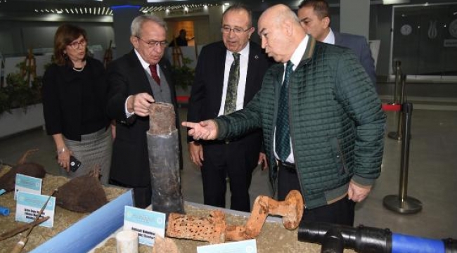 Bu da 'paslanmış boru sergisi'