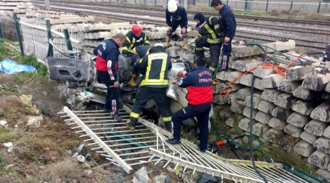 Manisa'da kaza: 4 ölü, 2 yaralı