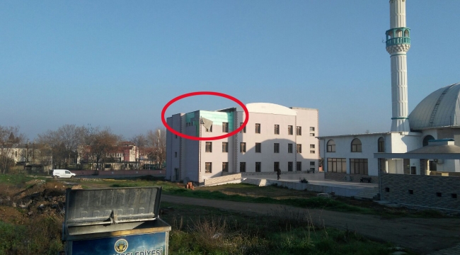 "Dış cephe izolasyon kaplaması dökülüyor"