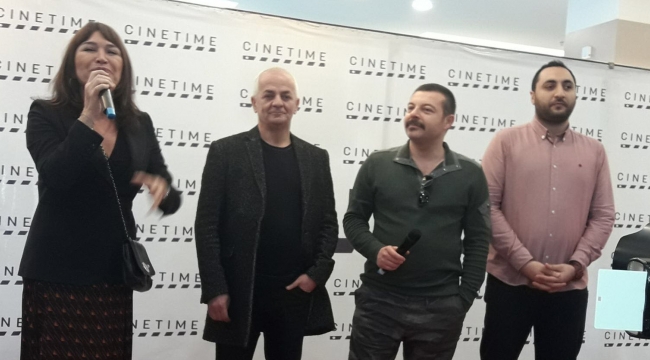 Görevimiz Tatil Filminin Galasına Büyük İlgi