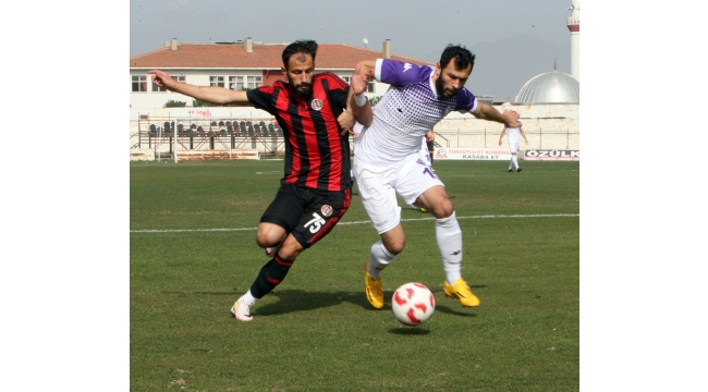Turgutluspor paraşütsüz!