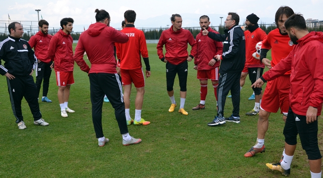 Turgutluspor’u ligde  13 zorlu maç bekliyor